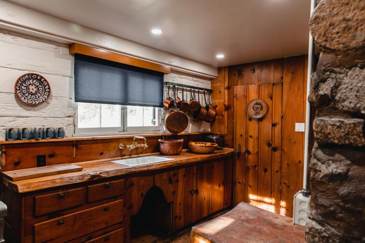 The Fireside Inn آيديلوايل المظهر الخارجي الصورة