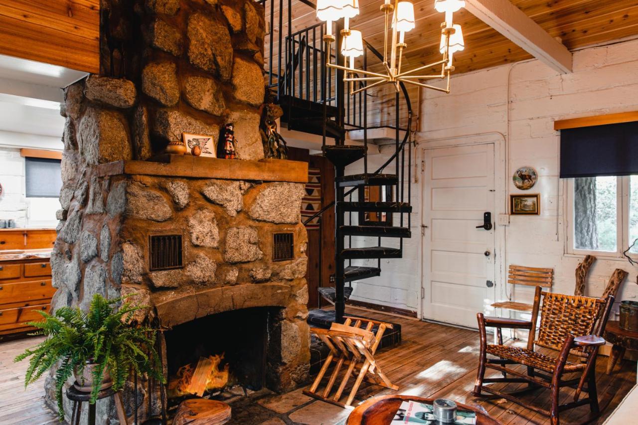 The Fireside Inn آيديلوايل المظهر الخارجي الصورة