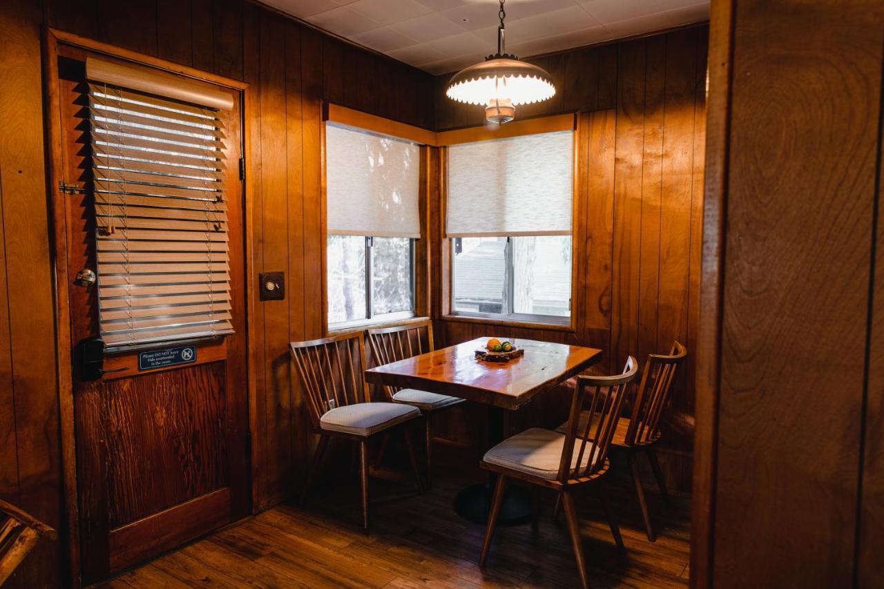 The Fireside Inn آيديلوايل المظهر الخارجي الصورة