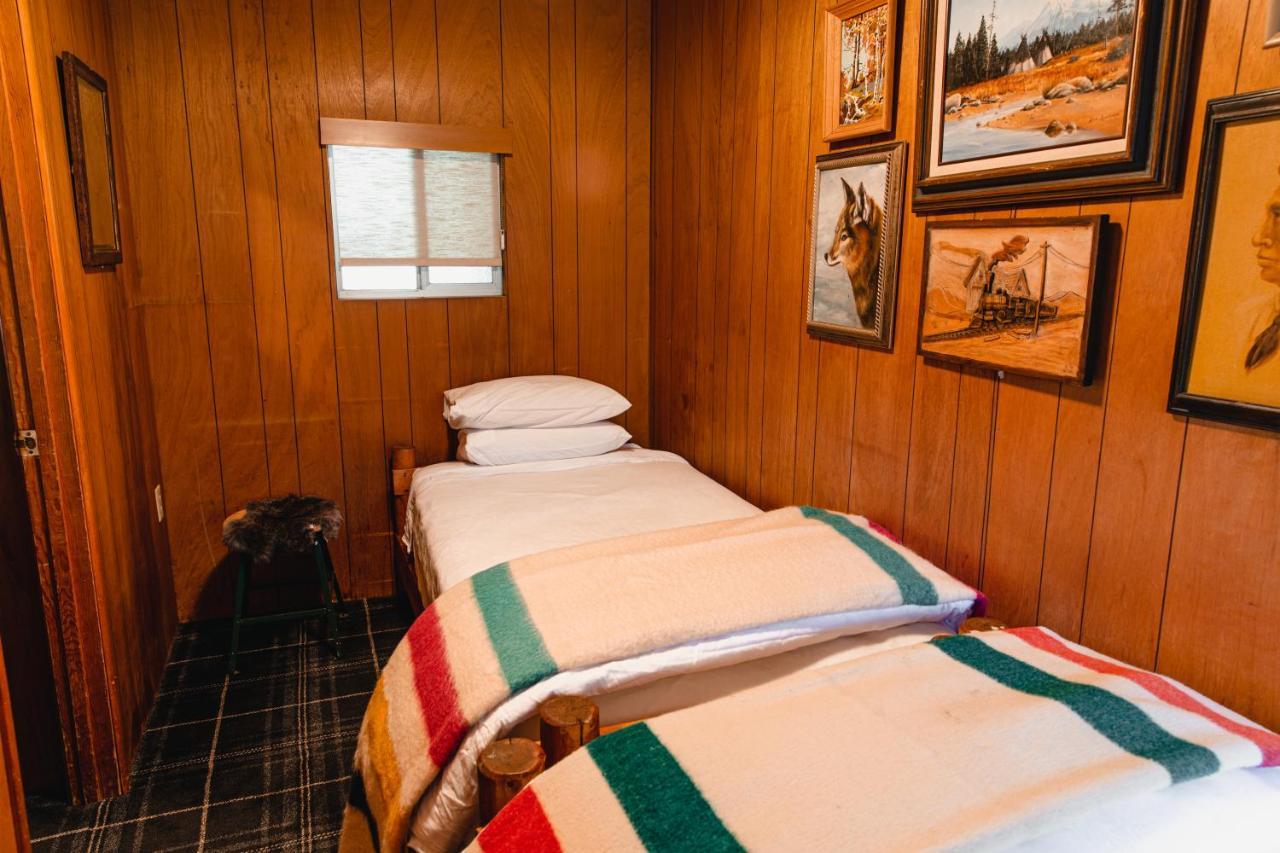The Fireside Inn آيديلوايل المظهر الخارجي الصورة